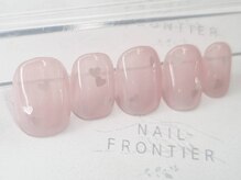ネイルフロンティア 吉祥寺(NAIL FRONTIER)/花びらホロネイル5480円～