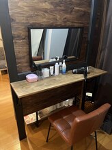 アマナ(AMANA)/【４】化粧水やドライヤーも完備