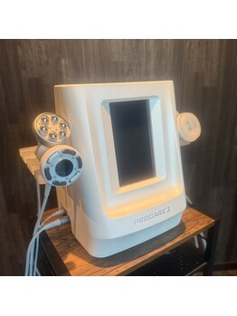 プラチナムアロマ 新横浜店(PLATINUM AROMA)/コリや痩身に効果的な機器を導入