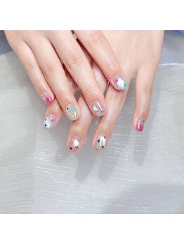 ユキ 小岩(YUKI.)/ガーリーなネイル
