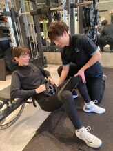 アールフィジオラボ(R.Physio.lab)/パーソナルジムトレーニング風景