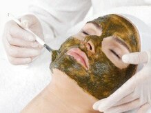 全国1位の実力派肌質改善エステ/ハーブピーリング・ララピール店