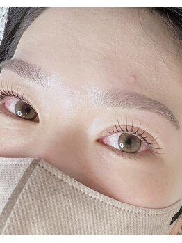 リブムーン(Libmoon)の写真/【朝のメイク時間短縮にも】お顔の魅力を最大限に引き出す理想の左右対称眉毛に♪眉に悩む必要がなくなる◎
