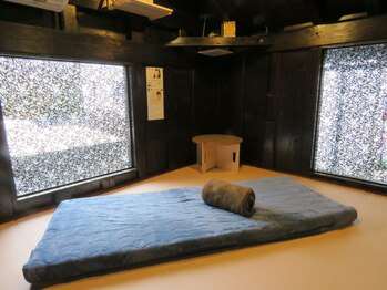 れあな施術院/２階にも施術スペースがあります