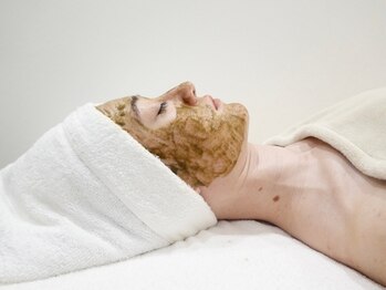 オモテアリ 心斎橋(OmoteAri)の写真/特別価格クーポン★【処方式ハーブピーリング剥離無＋3D毛穴洗浄】ハーブピーリングと毛穴洗浄最強コンビ!