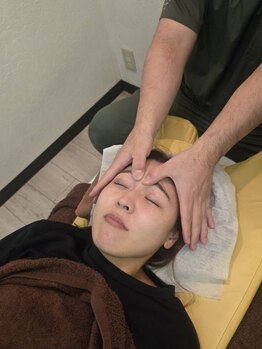 健康堂整骨院 都立大学院の写真/PC・スマホ疲れ・頭痛改善に◎ドライヘッドスパ&マッサージで眼精疲労撃退★施術後の解放感がヤミツキに♪