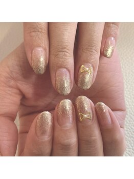 クイーン(Queen)/ラメグラリボンネイル