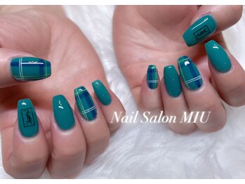 チェックネイル