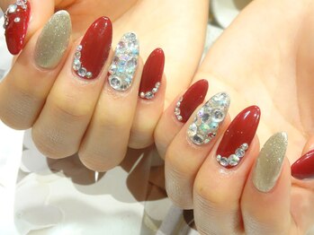 キャミ ネイル(CAMMY NAIL)/ストーンうめつくし