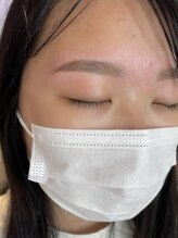 イット(it.)/アイブロウスタイリング