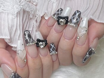 アビス(Abyss)/ガーリーチェックネイル