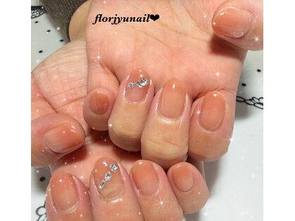 フロージュ ネイル(florjyu nail)の写真
