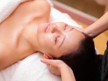 アイビジン 四日市店(I BiJiN)の写真/【お客様満足度当店No.1】トリガーポイントを開放し、美姿勢/リフトアップ/小顔/疲労回復を叶えます☆