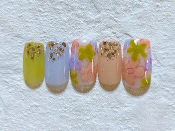 ネイルビート(NAIL BEAT)/手書きフラワーネイル☆