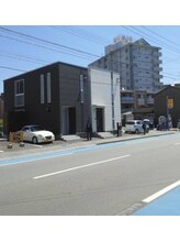 プリュムブランシュ(Plume blanche)/サロン外観