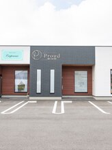 プラウド(Proud)/外観　駐車場広々！