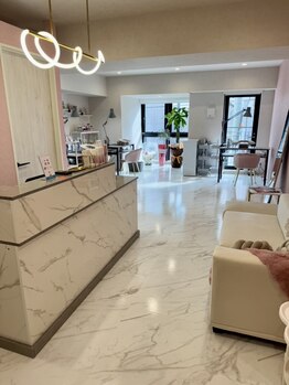 ベル 仙台店(Belle)の写真/【お子さま同伴可◎】忙しいママさんだからこそ"カワイイ"を叶えたい♪子供連れに嬉しいスピーディー施術！