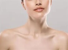 ストック 浦和(Stock)/デコルテ美人