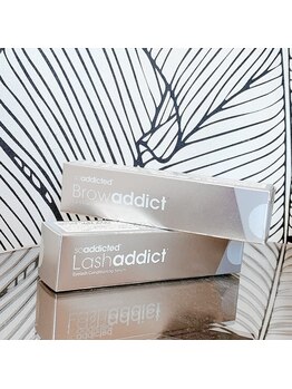 ステレオビューティー(STEREO BEAUTY)/お目元のケア商品扱ってます♪