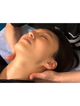 首・肩のつらさを改善したい