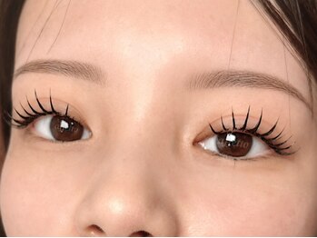 アフェット(affetto)の写真/抜群のキープ力で目元美人！