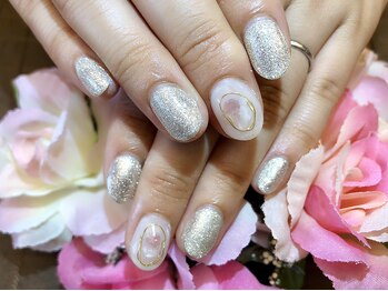 プラハネイル(+HER 美甲)/ワイヤー×天然石