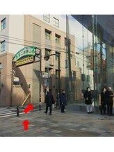 トミー(Tommy)/表参道駅Ａ2出口からの道順　2