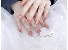 お爪に優しいベースフィルインでのオフをしております。