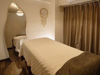 温巡 北堀江(ONJUN)/よもぎ蒸し後のエステ/リラク◎