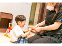六花鍼灸整骨院 博多駅前店/保育士在中★お子様連れ大歓迎