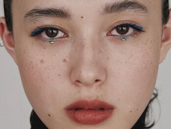 ジョリー ポッシュ ネイルズアンドビューティー(JOLIE POCHE)の写真/【アイ/ネイル同時施術◎】イベントの多いこの季節、周りと差がつく"あなただけ"の大人可愛いを叶えます◇