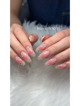 トレンドチークネイル ¥10,200