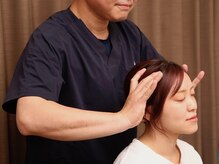 心斎橋ともえ整骨院の雰囲気（一度受けたら違いがわかる筋膜ストレッチ。首・肩・腰のお悩みに）