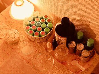 ハナ モリオカ(Hana Morioka)の写真/お客様一人一人に合わせてアロマをブレンド。自分だけの香りでリンパマッサージ。本物志向のアロマサロン。