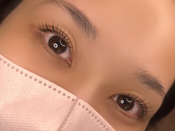 ウミウミアイラッシュ(UMIUMI EYELASH)/奥行き×立ち上げカール