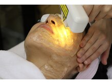 エイジングケア、老化に抗う特許取得のパワーライトフェイシャル