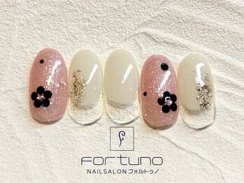 フォルトゥノ イオンタウン富士南店(Fortuno)/トレンドネイル