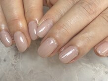 エマ(EMA)/ピンクベージュのオフィスネイル