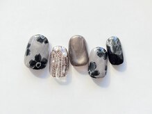 ユノ フィオーレ(Juno fiore)/ブラックフラワー