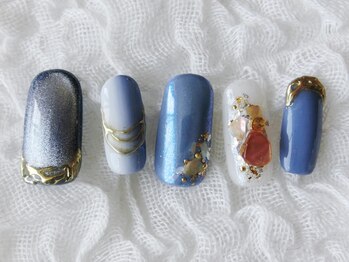 ネイリシャス(NAILICIOUS)/涼しげな色々ブルーネイル