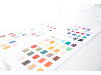 リリーボーテ(LILY BEAUTE)/パーソナルカラー診断/骨格診断