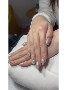 ジョリ チュン(JOLIE TRUONG)/