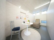 アイラッシュデザイン ピュール 福井店(Eyelash Design PUR)の雰囲気（【個室空間】プライベート空間でお寛ぎ出来ます♪）