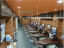 淡路駅前整骨院の雰囲気（阪急淡路駅西口すぐある「淡路本町商店街」の中にあります♪）