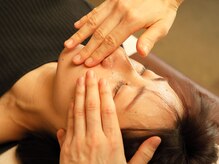 ほぐし屋 かすがいの雰囲気（美整顔矯正師監修「美姿勢×小顔筋膜矯正」スッと引き締まり顔に）