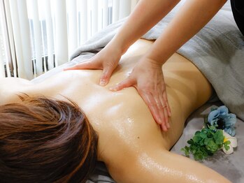 ブロッサム(Blossom)の写真/足湯付きの極上もみほぐし施術に心までとろける…。当店であなただけの至福のひとときをお過ごしください♪