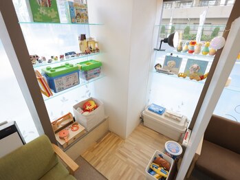 美療鍼灸整骨院の写真/少路駅徒歩10分！キッズスペース完備の美療鍼灸整骨院で、産後の骨盤、体を整えて育児を頑張りましょう♪