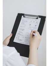 まつげパーマ初心者さんも大歓迎／全スタッフ美容国家資格保持◎ “圧倒的モチXダメージレス”美容成分配合