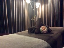 アマンドゥ ウュ(Amande oeil)