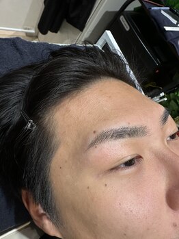 ハンサムモンスター(Handsome Monster)/銀座/眉毛/メンズ/アイブロウ